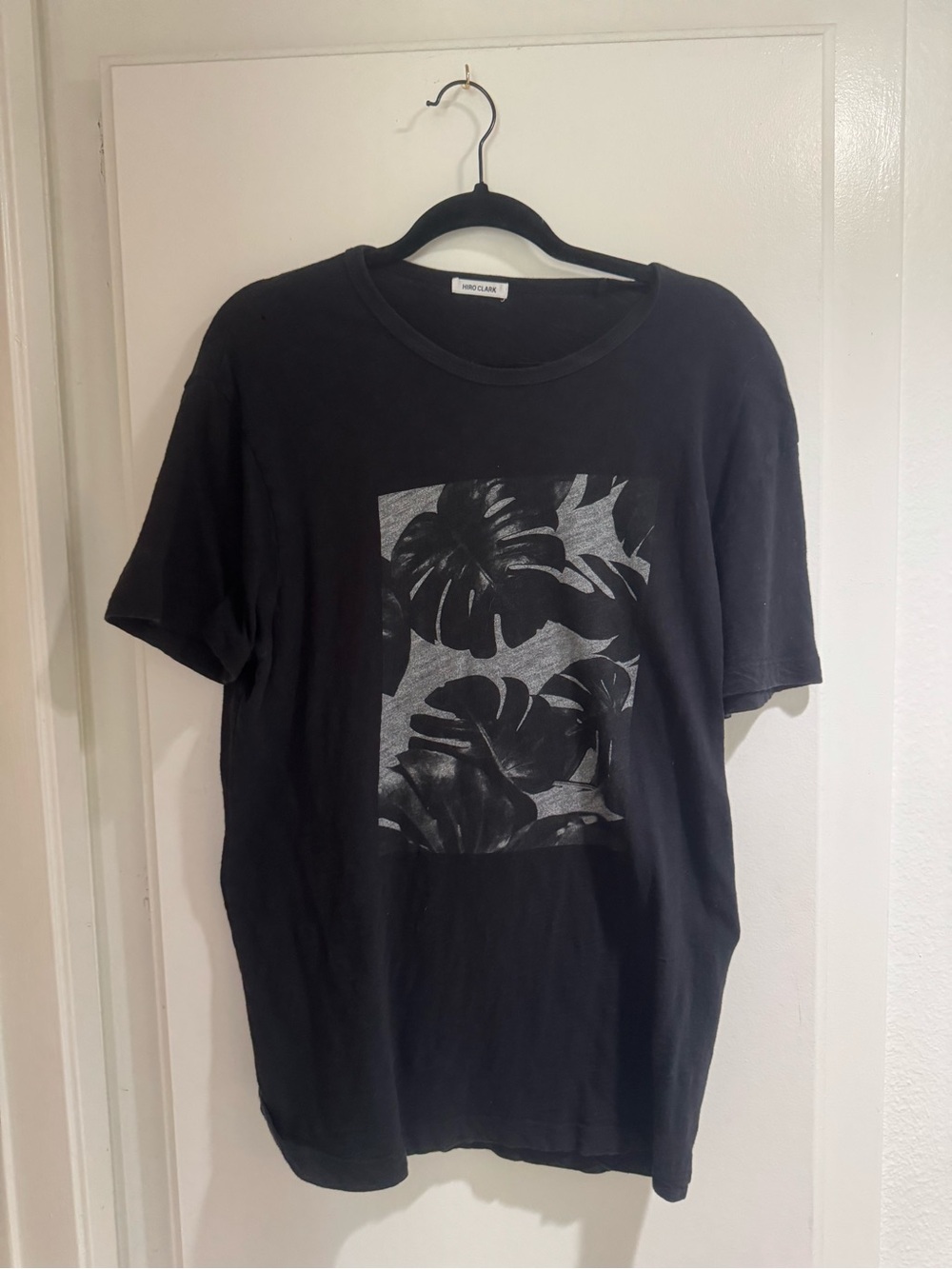 Hiro Clark Men's Black Graphic T-Shirt with Leaf Print